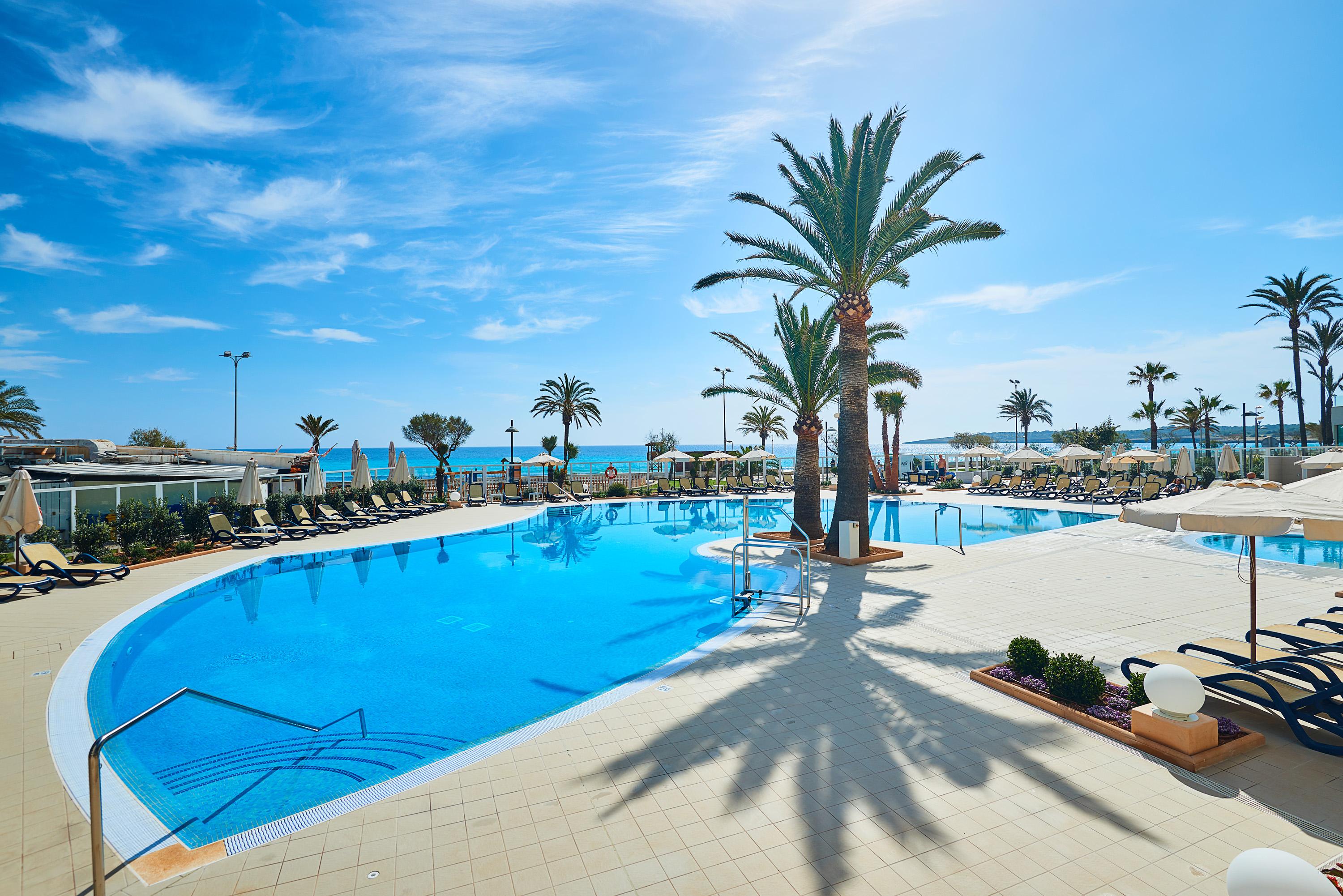 Hipotels Mercedes Aparthotel Cala Millor  Exterior foto